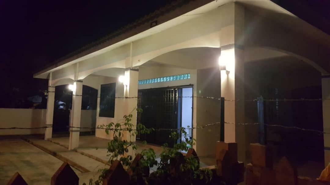 The Garden Vacation Home Lumut Εξωτερικό φωτογραφία