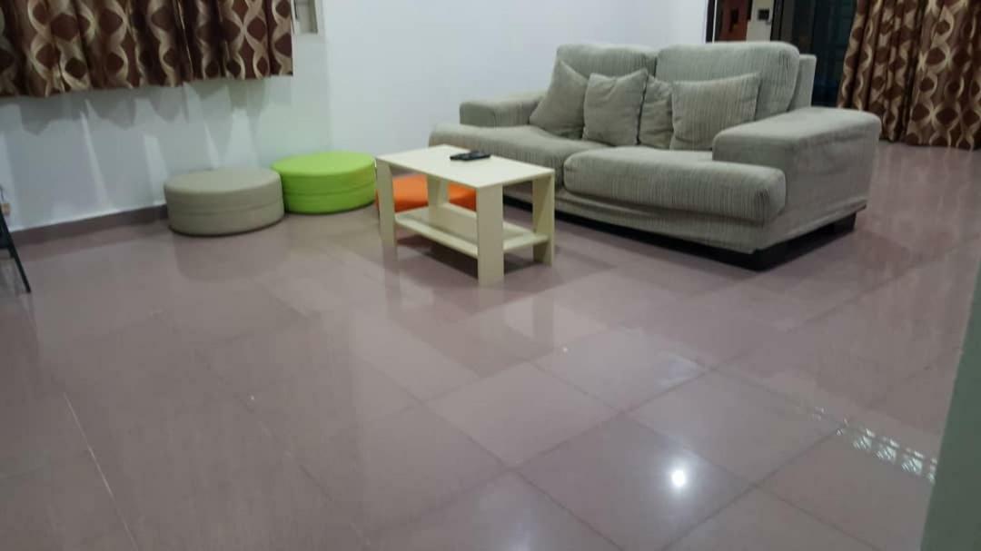 The Garden Vacation Home Lumut Εξωτερικό φωτογραφία