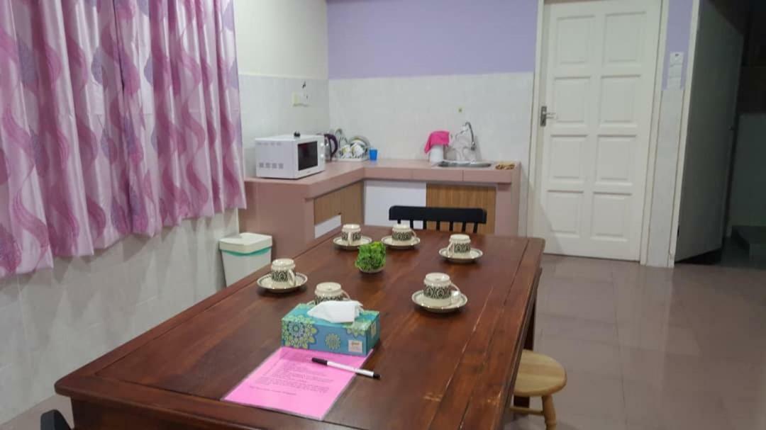 The Garden Vacation Home Lumut Εξωτερικό φωτογραφία